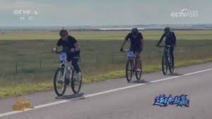 为国足加油！无人机闪耀“大莲花”